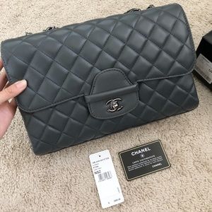 Chanel Flap Bag in Dark Grey/Charcoal